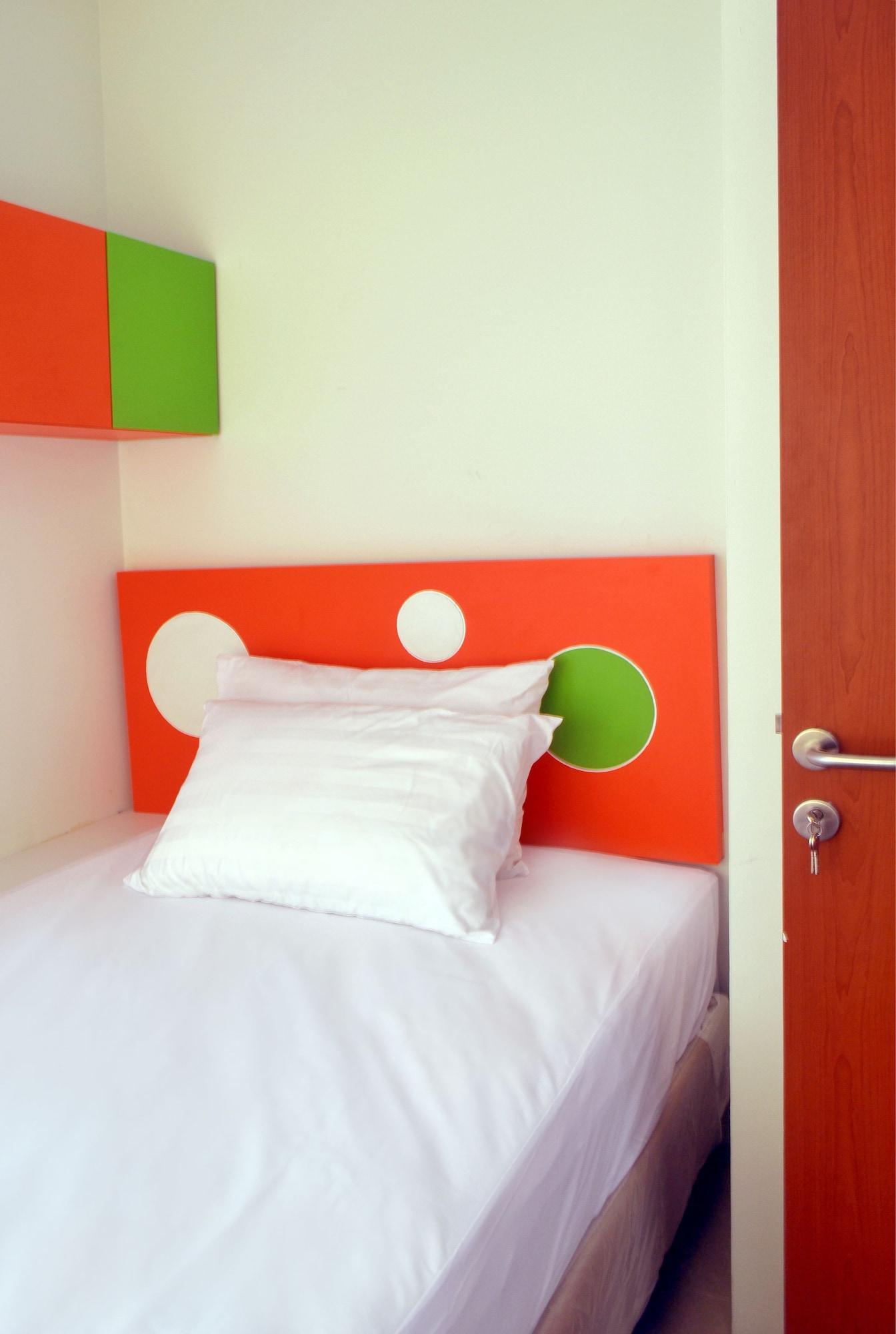 Titanium Express HomTel Jacarta Exterior foto