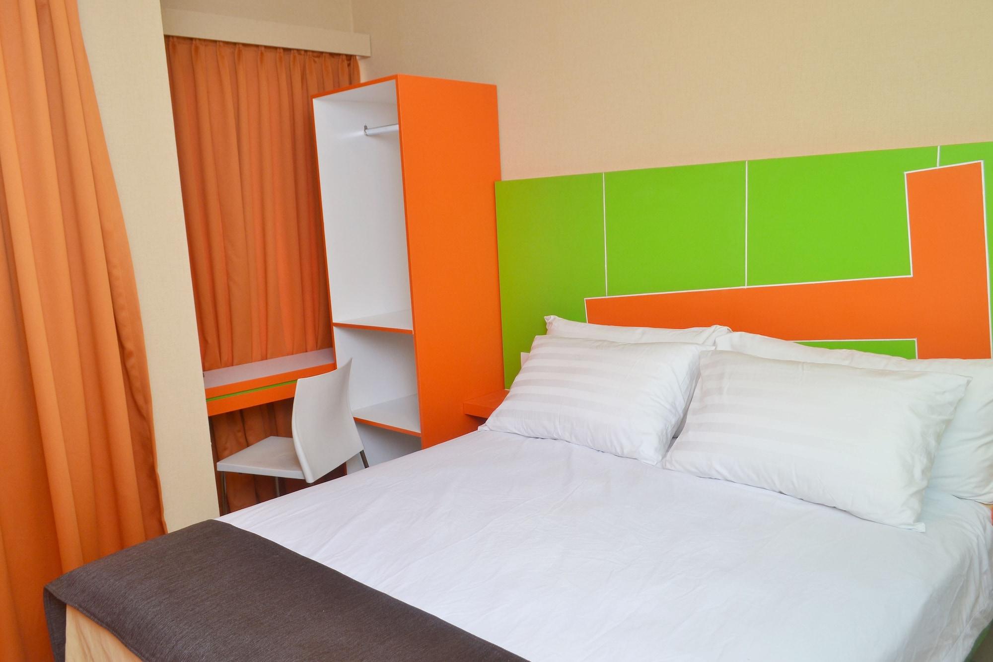 Titanium Express HomTel Jacarta Exterior foto