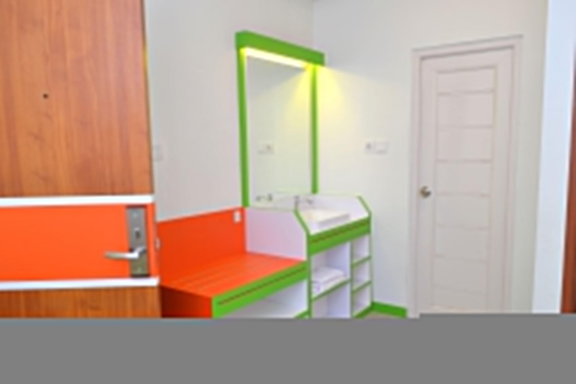 Titanium Express HomTel Jacarta Exterior foto